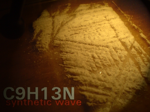 SyntheticWave - C9H13N